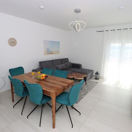 Emmi Nemira Omis Apartamento Exterior foto