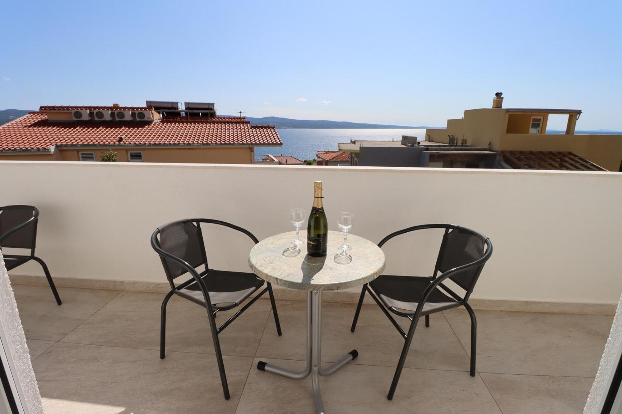 Emmi Nemira Omis Apartamento Exterior foto