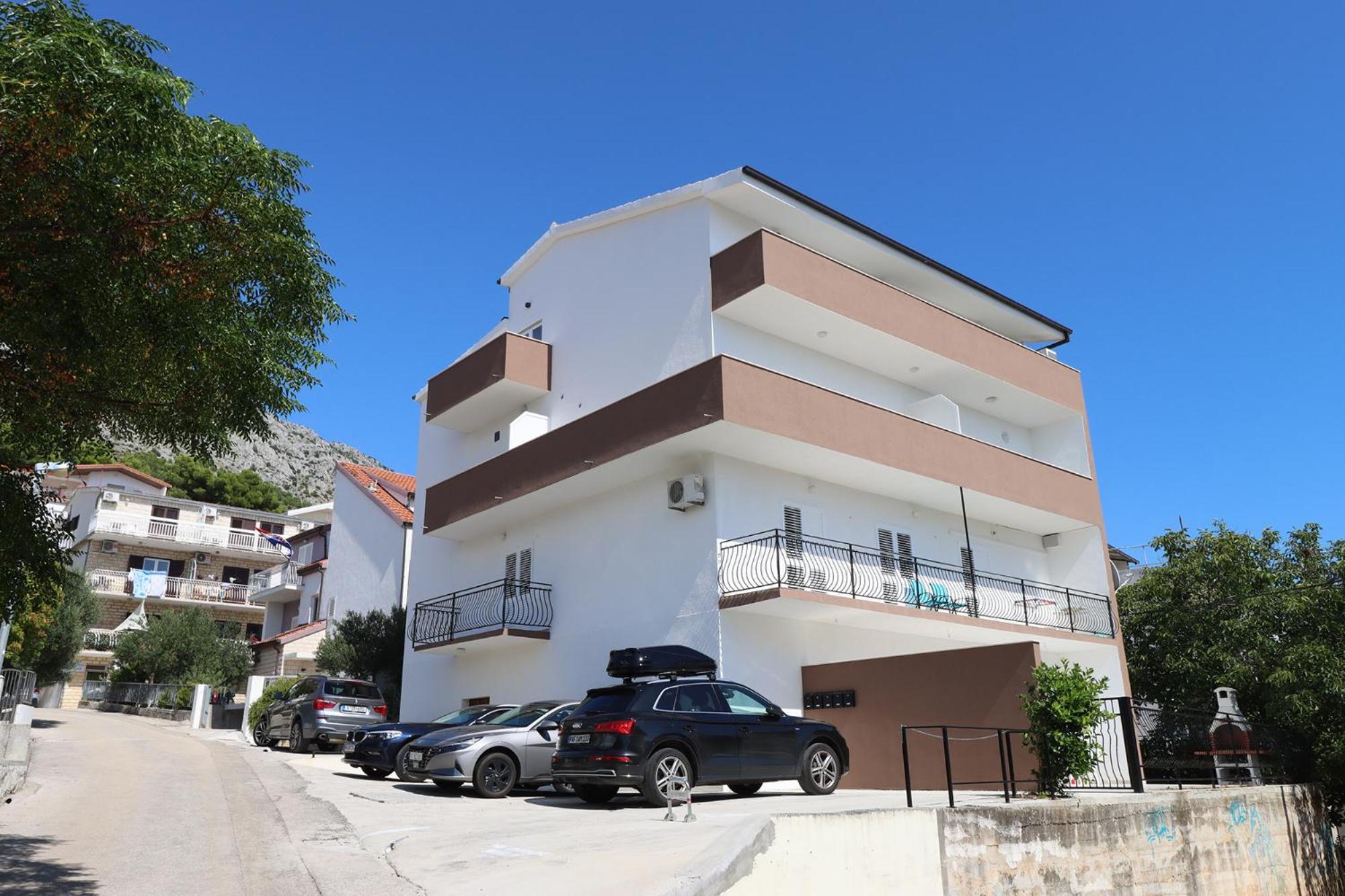 Emmi Nemira Omis Apartamento Exterior foto